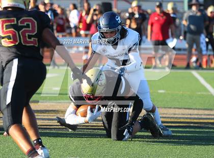 Thumbnail 2 in Oaks Christian vs Sierra Canyon photogallery.