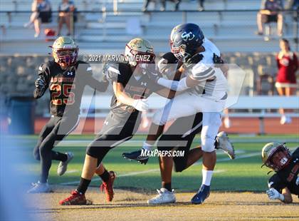 Thumbnail 1 in Oaks Christian vs Sierra Canyon photogallery.
