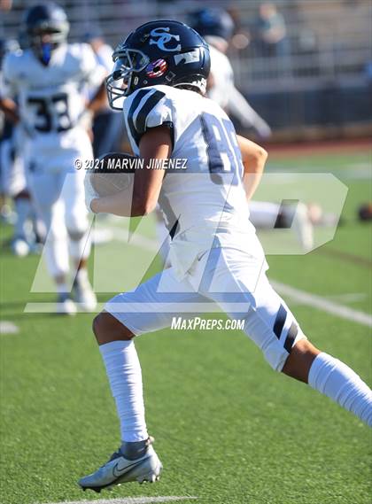 Thumbnail 3 in Oaks Christian vs Sierra Canyon photogallery.