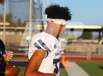 Thumbnail 3 in Oaks Christian vs Sierra Canyon photogallery.