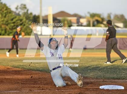 Thumbnail 3 in Plant City @ Lennard photogallery.