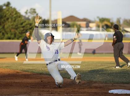 Thumbnail 2 in Plant City @ Lennard photogallery.