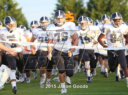 Thumbnail 3 in Siegel @ Ravenwood photogallery.