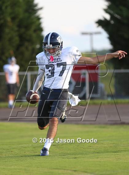 Thumbnail 3 in Siegel @ Ravenwood photogallery.