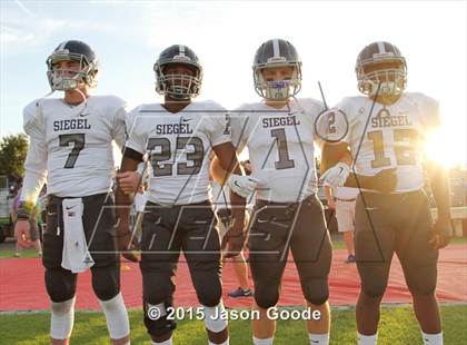 Thumbnail 1 in Siegel @ Ravenwood photogallery.