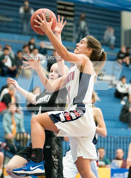 Thumbnail 3 in Highland vs. Woods Cross (UHSAA 5A Quarterfinal) photogallery.