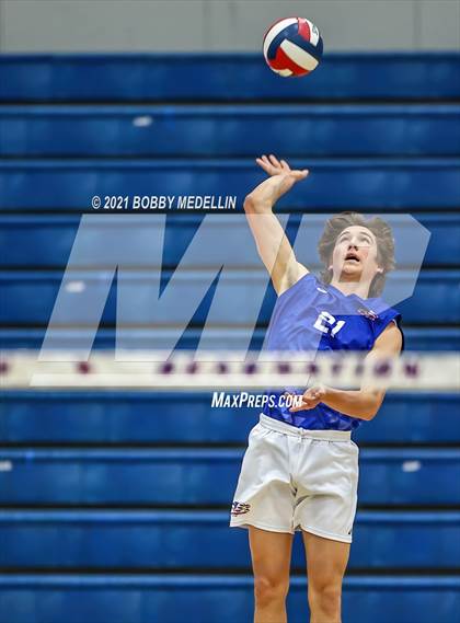 Thumbnail 2 in Clovis East @ Buchanan photogallery.