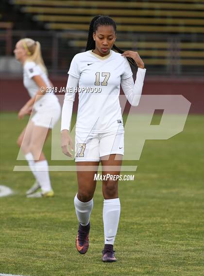 Thumbnail 2 in Mountain View vs. Archbishop Mitty (CIF CCS Open Division Final) photogallery.