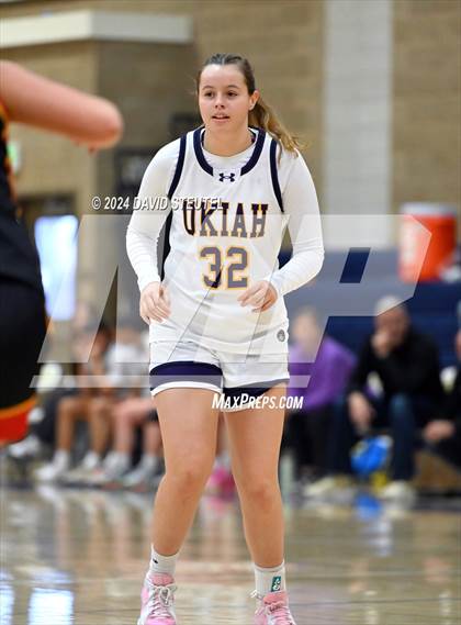 Thumbnail 3 in Chico vs. Ukiah (Sutter Tournament) photogallery.
