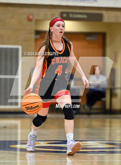Thumbnail 3 in Chico vs. Ukiah (Sutter Tournament) photogallery.