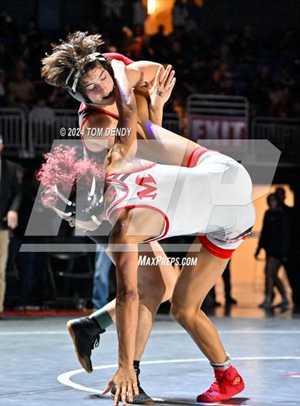 Thumbnail 2 in UIL 6A Championship Finals 126, 132lb photogallery.