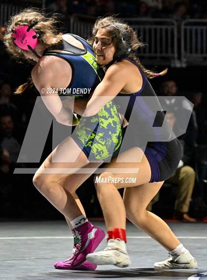 Thumbnail 3 in UIL 6A Championship Finals 126, 132lb photogallery.