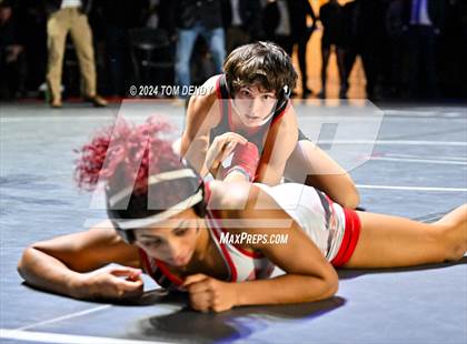 Thumbnail 3 in UIL 6A Championship Finals 126, 132lb photogallery.
