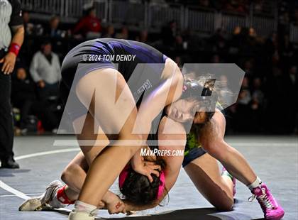 Thumbnail 2 in UIL 6A Championship Finals 126, 132lb photogallery.