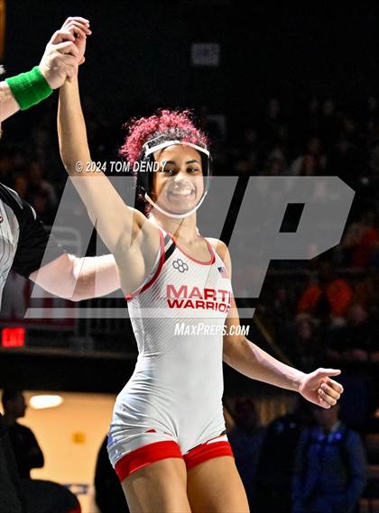 Thumbnail 3 in UIL 6A Championship Finals 126, 132lb photogallery.