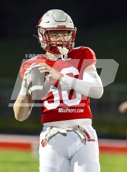 Thumbnail 2 in Walton-Verona @ Beechwood (KHSAA 2A Round 2) photogallery.