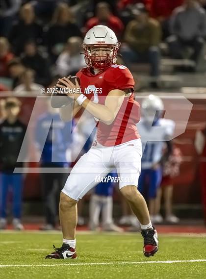 Thumbnail 3 in Walton-Verona @ Beechwood (KHSAA 2A Round 2) photogallery.