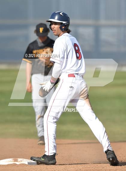 Thumbnail 1 in Foothill @ Yorba Linda photogallery.