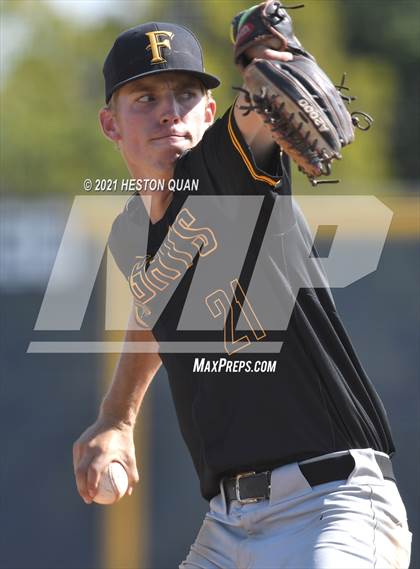 Thumbnail 2 in Foothill @ Yorba Linda photogallery.