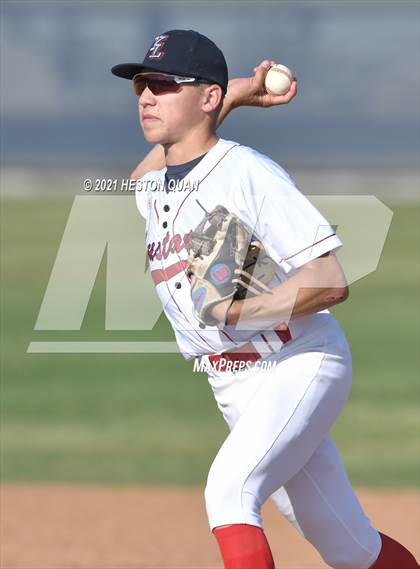 Thumbnail 1 in Foothill @ Yorba Linda photogallery.