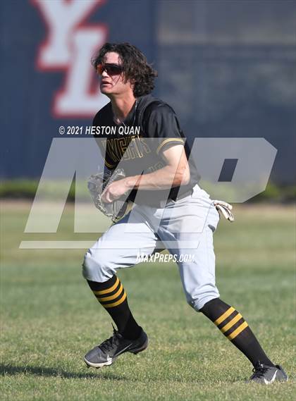 Thumbnail 1 in Foothill @ Yorba Linda photogallery.