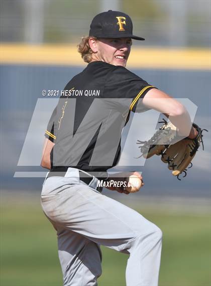 Thumbnail 1 in Foothill @ Yorba Linda photogallery.