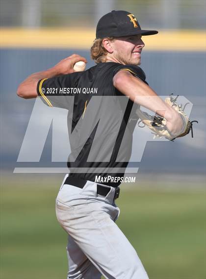 Thumbnail 2 in Foothill @ Yorba Linda photogallery.