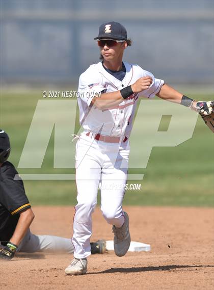 Thumbnail 1 in Foothill @ Yorba Linda photogallery.