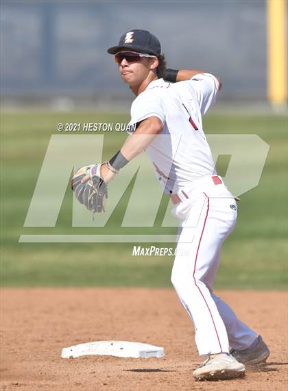 Thumbnail 2 in Foothill @ Yorba Linda photogallery.