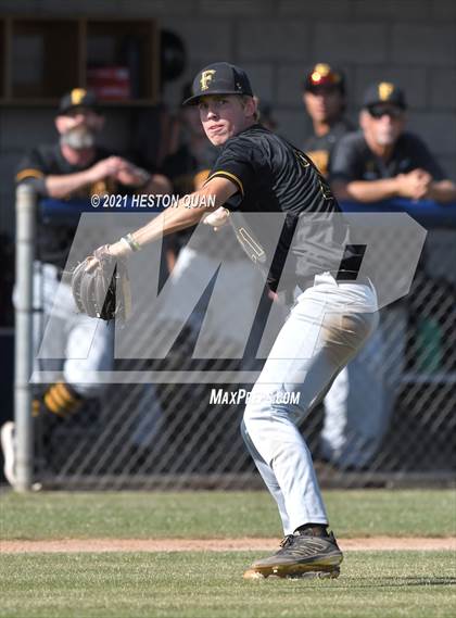 Thumbnail 1 in Foothill @ Yorba Linda photogallery.