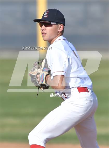 Thumbnail 2 in Foothill @ Yorba Linda photogallery.