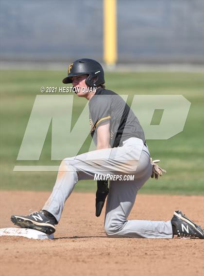 Thumbnail 1 in Foothill @ Yorba Linda photogallery.