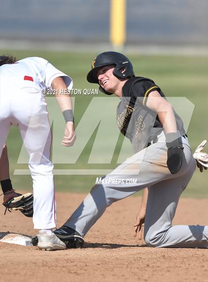 Thumbnail 3 in Foothill @ Yorba Linda photogallery.