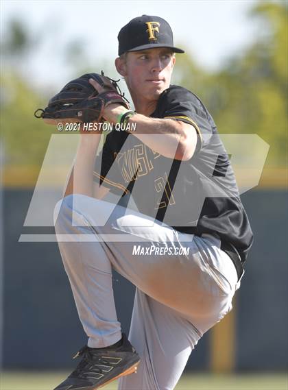 Thumbnail 2 in Foothill @ Yorba Linda photogallery.