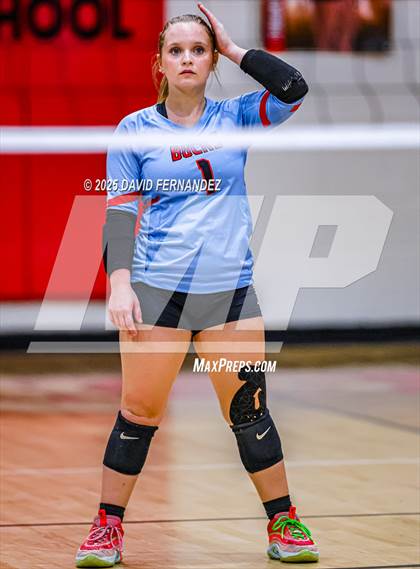 Thumbnail 2 in Jordan vs Hoke County (NCHSAA 8A Round 2) photogallery.