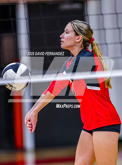 Thumbnail 1 in Jordan vs Hoke County (NCHSAA 8A Round 2) photogallery.