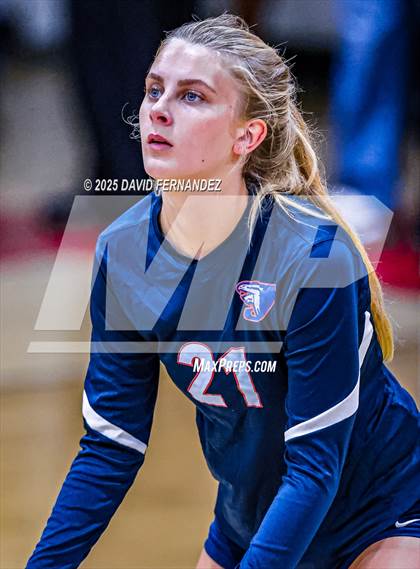 Thumbnail 1 in Jordan vs Hoke County (NCHSAA 8A Round 2) photogallery.