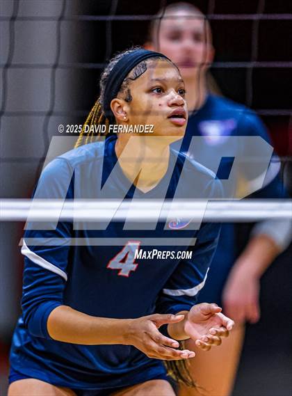 Thumbnail 3 in Jordan vs Hoke County (NCHSAA 8A Round 2) photogallery.