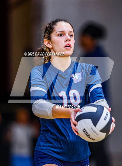 Thumbnail 3 in Jordan vs Hoke County (NCHSAA 8A Round 2) photogallery.