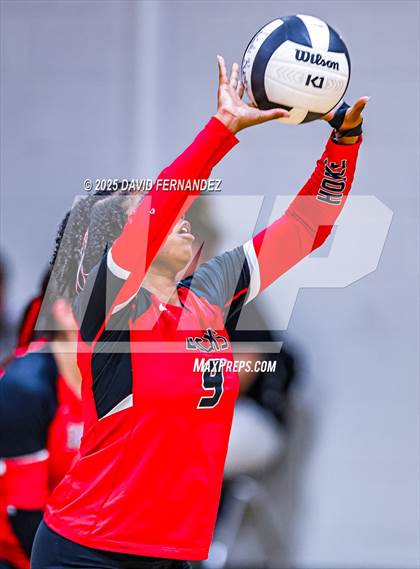 Thumbnail 2 in Jordan vs Hoke County (NCHSAA 8A Round 2) photogallery.