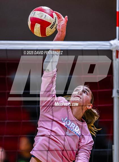 Thumbnail 1 in Jordan vs Hoke County (NCHSAA 8A Round 2) photogallery.