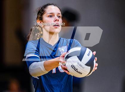 Thumbnail 3 in Jordan vs Hoke County (NCHSAA 8A Round 2) photogallery.