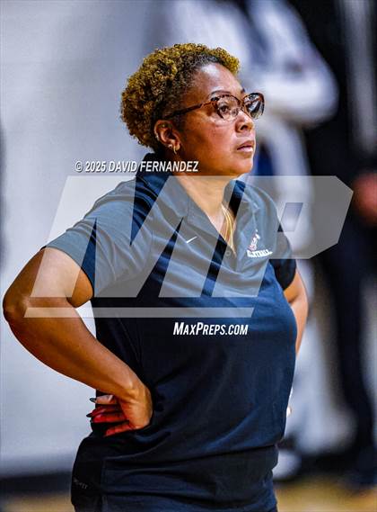 Thumbnail 1 in Jordan vs Hoke County (NCHSAA 8A Round 2) photogallery.