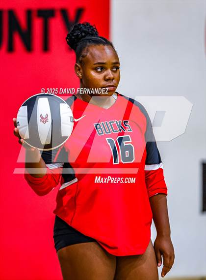 Thumbnail 3 in Jordan vs Hoke County (NCHSAA 8A Round 2) photogallery.