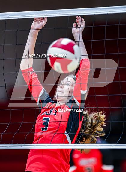 Thumbnail 3 in Jordan vs Hoke County (NCHSAA 8A Round 2) photogallery.