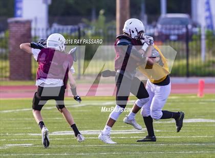 Thumbnail 3 in William Floyd vs Bay Shore Scrimmage photogallery.
