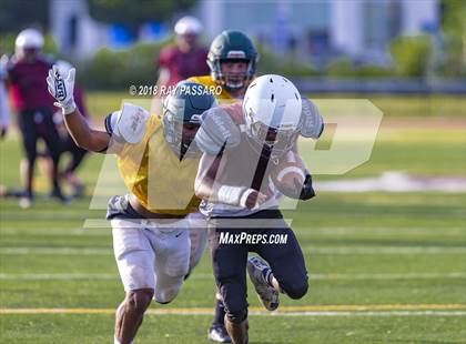 Thumbnail 2 in William Floyd vs Bay Shore Scrimmage photogallery.