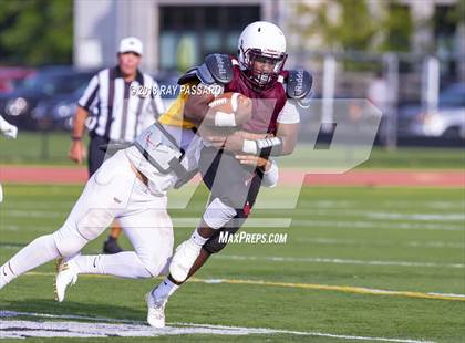 Thumbnail 2 in William Floyd vs Bay Shore Scrimmage photogallery.