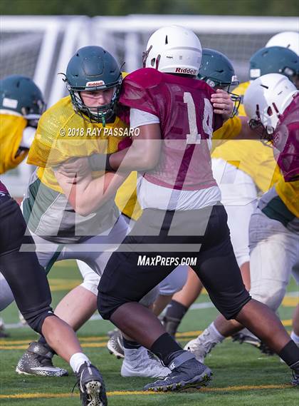 Thumbnail 1 in William Floyd vs Bay Shore Scrimmage photogallery.