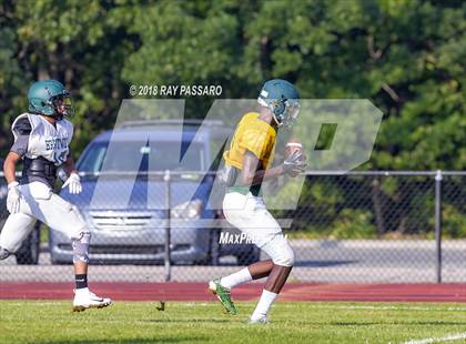 Thumbnail 3 in William Floyd vs Bay Shore Scrimmage photogallery.